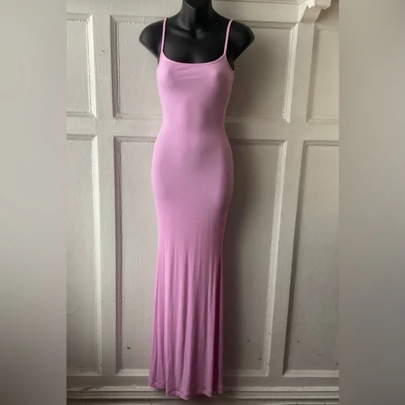 Skims Pink Soft Lounge Spaghetti Strap Bodycon Maxi Dress - Picture 2 of 10